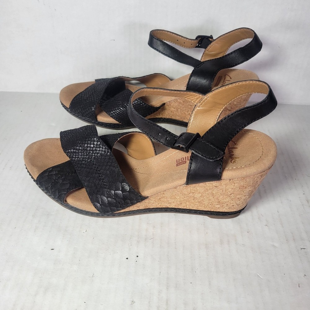 Clarks Womens Black Leather Wedge Sandals with Adjustable Strap Size 7