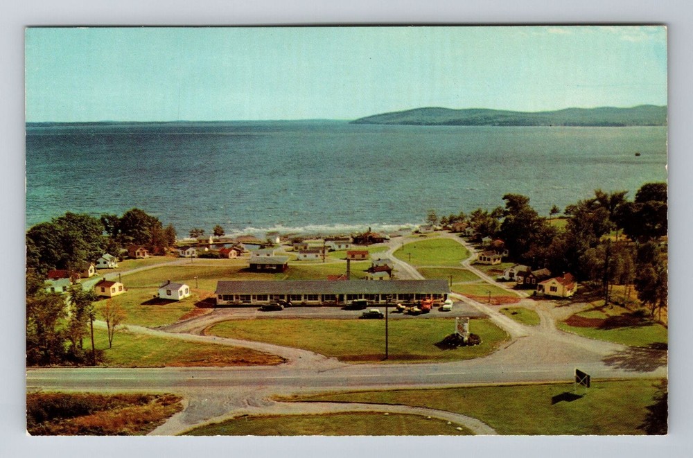 Penobscot Bay ME-Maine, Colonial Gables Motel And Cottages, Vintage Postcard
