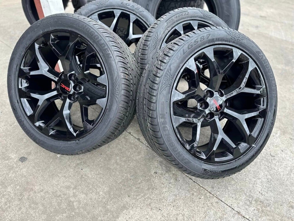 4 NEW 22