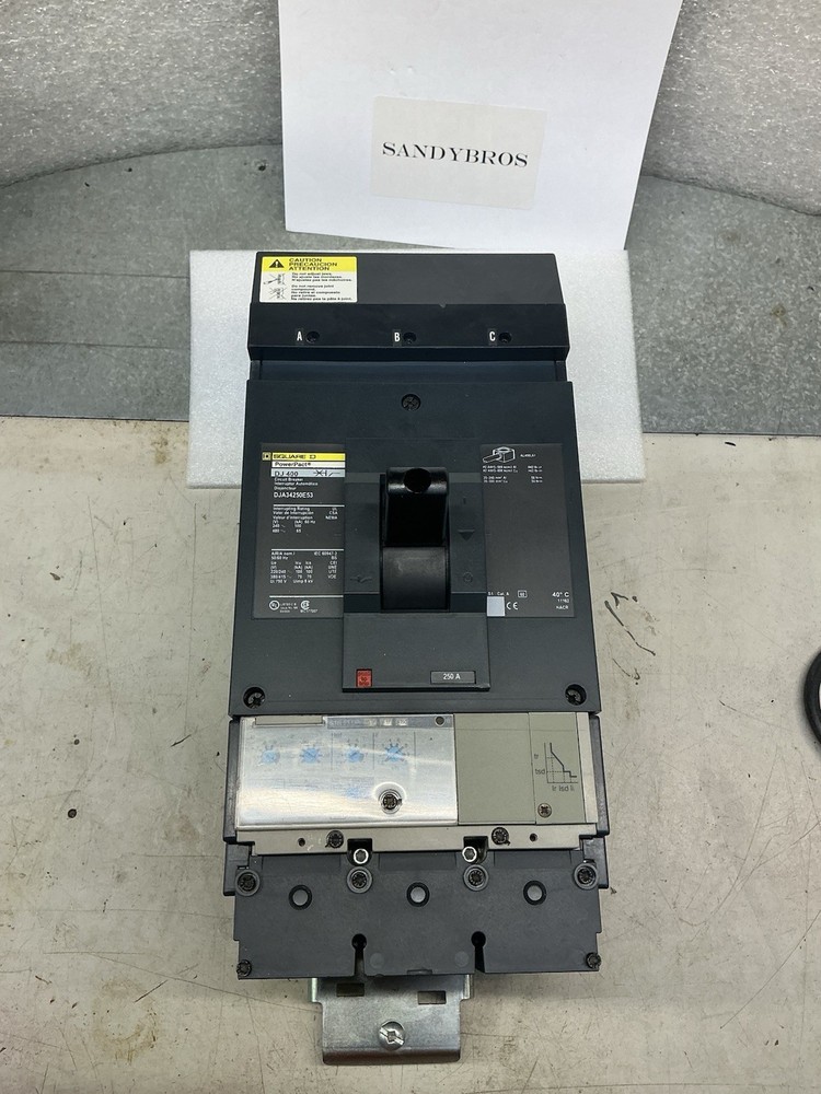 SQUARE D DJA34250E53 3P 480V 250 AMP DJ400 CIRCUIT BREAKER