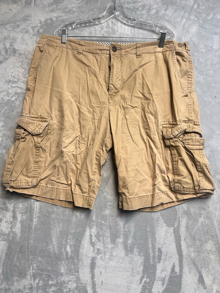 Tommy Hilfiger Mens Khaki Cargo Shorts Size 40 Relaxed Fit Casual Style