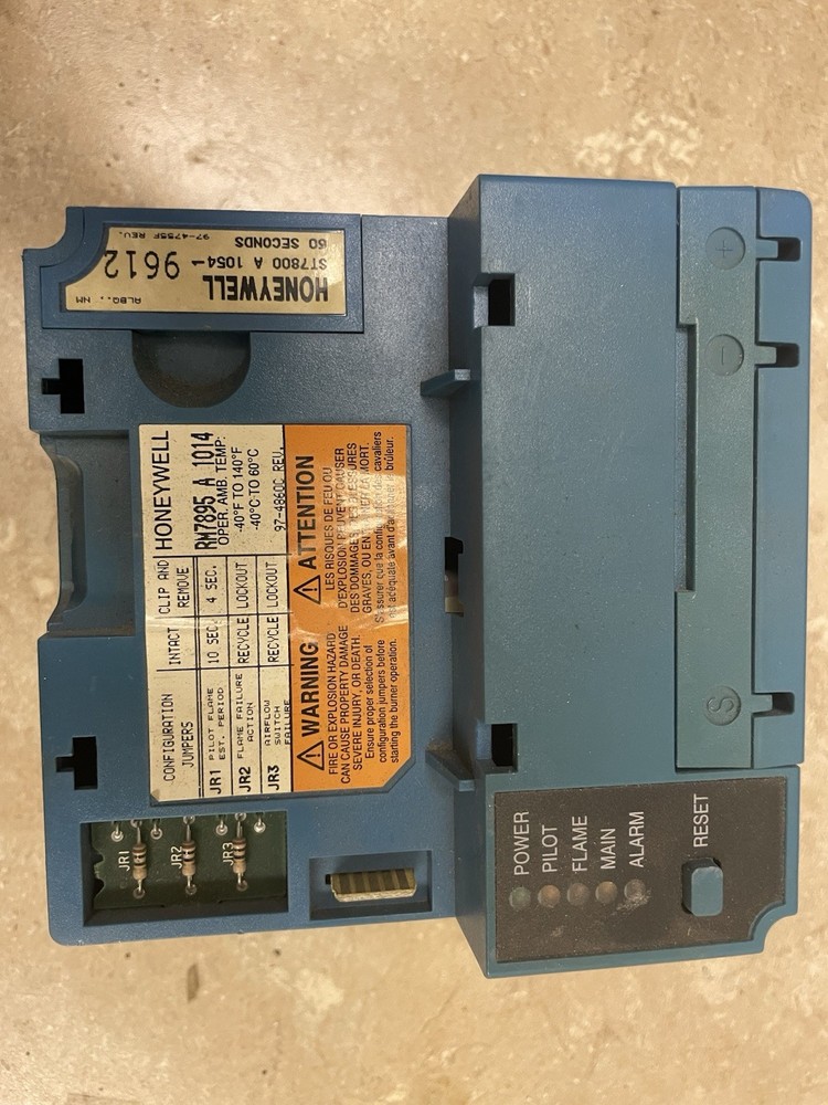 Honeywell RM7895A-1014 Burner Controller RM7895A1014 ENCLOSURE ONLY