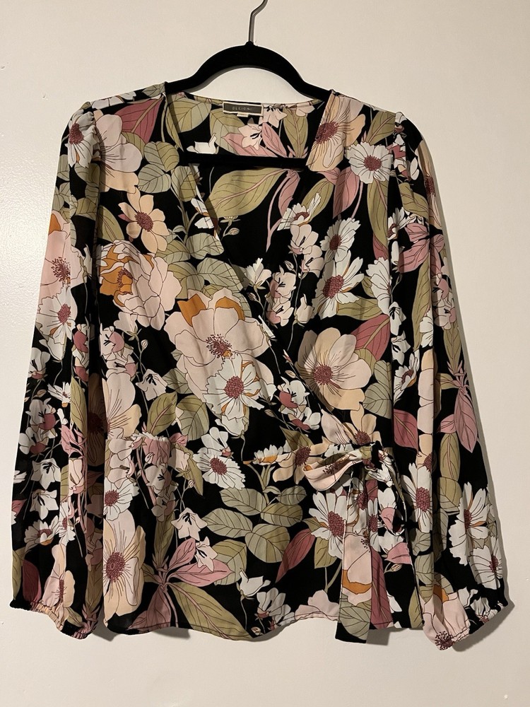 Woman’s Pleione Long Sleeve Faux Wrap Blouse Floral Size Medium