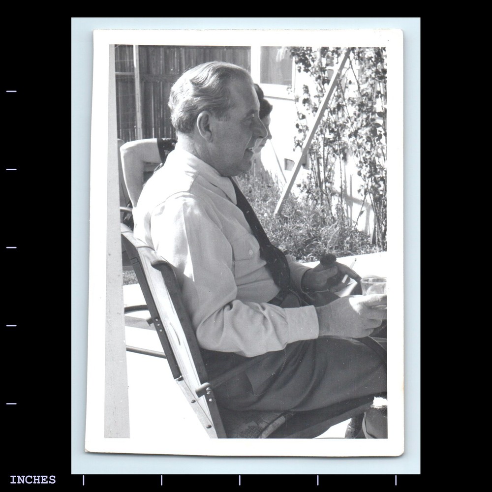 Old Vintage Photo MAN WOMAN SITTING OUTSIDE