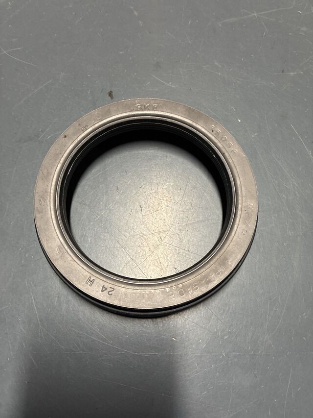 Genuine Ford Retainer Grease FC4Z-1190-B