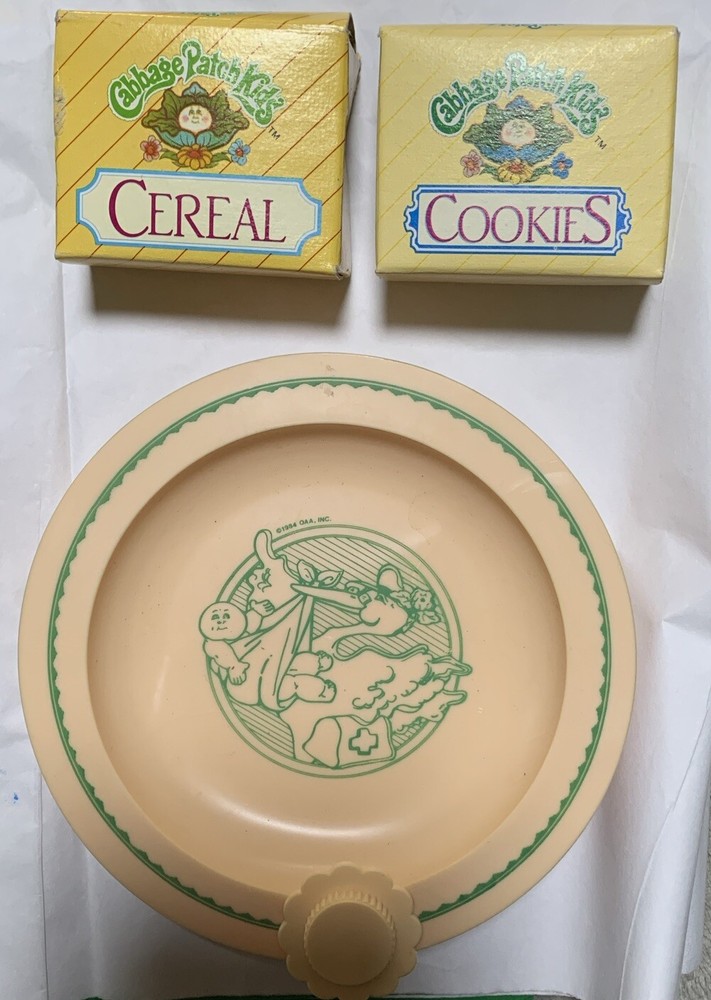 Collectable Cabbage Patch Kids 1983 Box Cereal, Cookies, And Bowl Vintage EUC