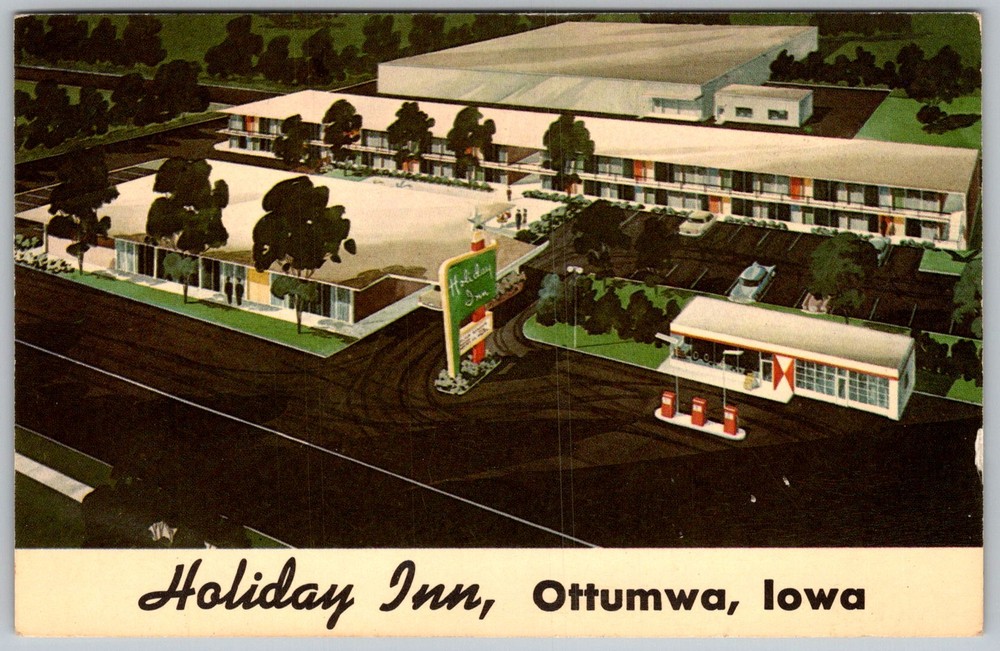 Vtg Postcard Holiday Inn Motel & Ottumwa, Iowa 1950s