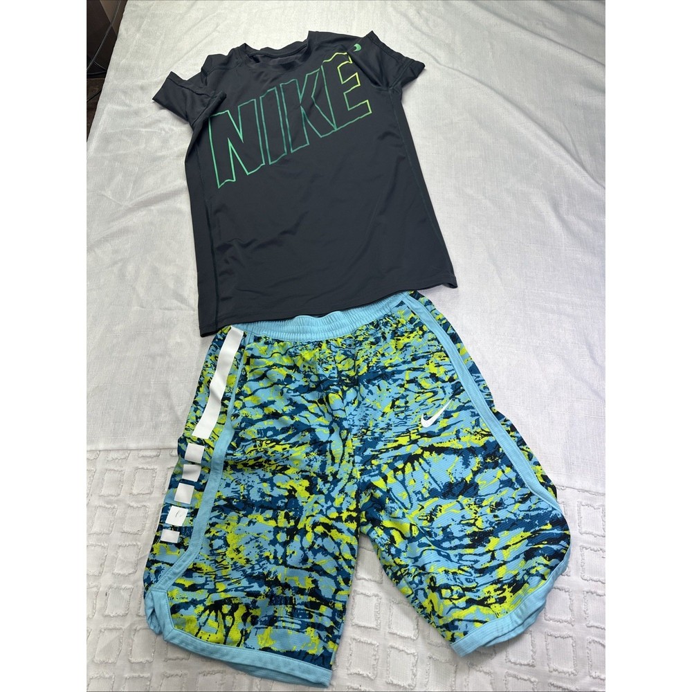 Nike Boys Dri-FIT 2 Piece Set XL Black Graphic Tee Blue Abstract Print Shorts-image