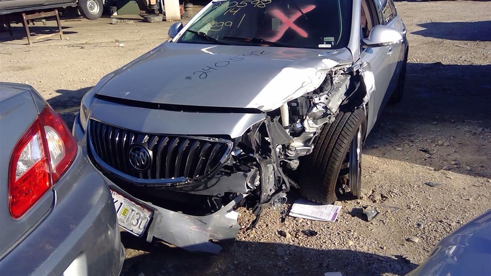 Used Engine Cooling Fan Motor fits: 2014 Buick Regal Fan Assembly 2.5 Grade A