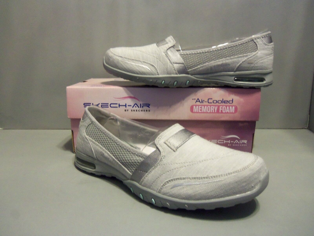 Sz 8.5 Skechers Relaxed Fit Easy Air Gold Mine Slip on Gray Memory Foam 22985