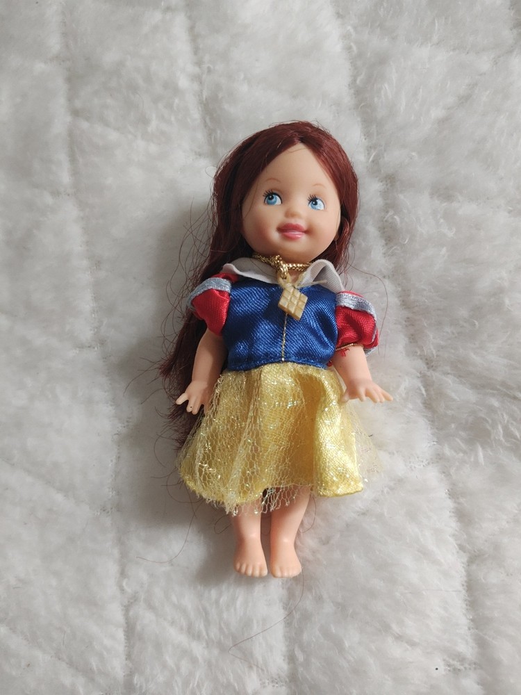 Mattel Snow White Fairy Tale 1994 Doll 4.5