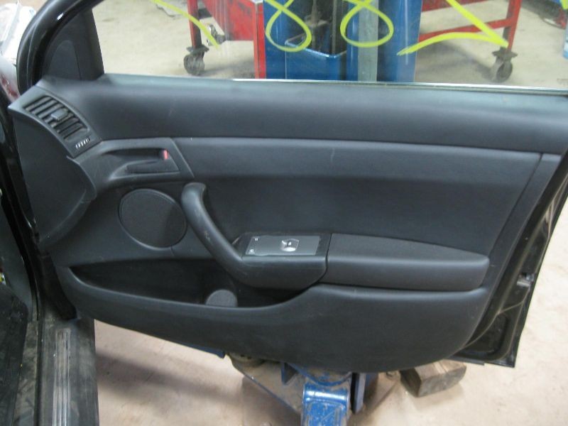 CAPRICE   2011 Door Trim Panel, Front 154637EXCELLENT CUSTOMER SERVICE!