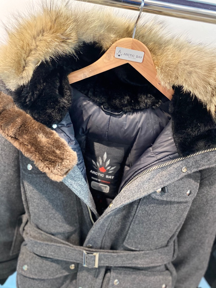 Goose Arctic Bay Canada Antarctica Down wool Parka Exrem coyote beaver fur 1750