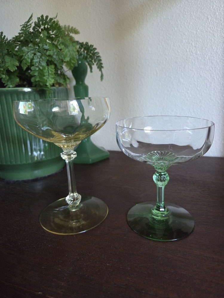 Heisey OLD DOMINION Sahara Yellow / Moongleam Green CHAMPAGNE Glasses