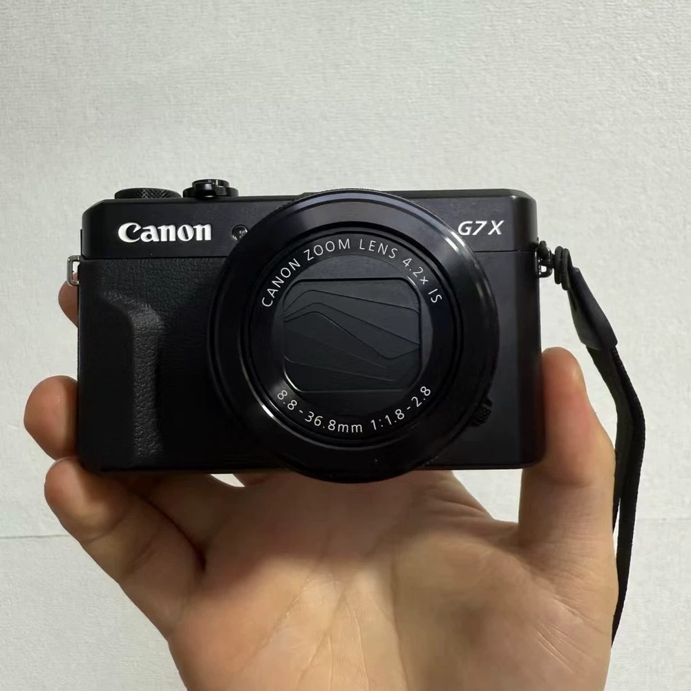 Canon PowerShot G7x Mark II 20.1MP Digital Camera 4.2x Optical Zoom Full-HD