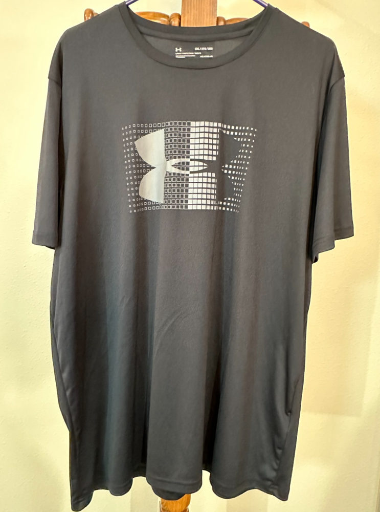 Under Armour T-Shirt HeatGear Men’s 2XL Black Short Sleeve UA Graphic Logo Tee