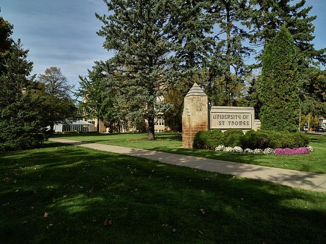 St Paul Minnesota University of St Thomas Campus 2019 Sign Grounds Trees