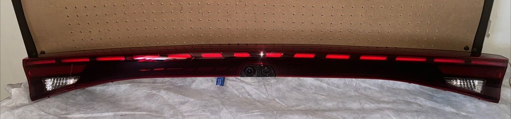 2021 Kia K5 Rear Center LED Tail Light Lamp With Camera Assembly OEM