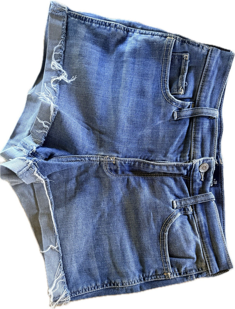 Hollister High-Rise 3