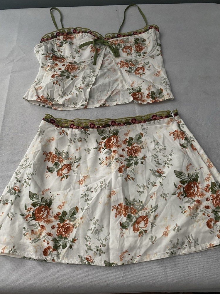 Princess Polly Floral Crop & Mini Skirt Set Size 4