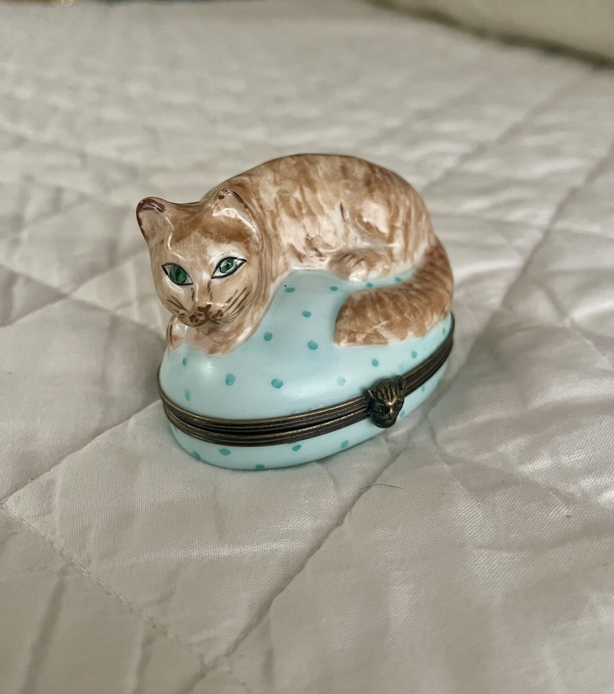 Limoges France Hand Painted Cat Signed Trinket Box