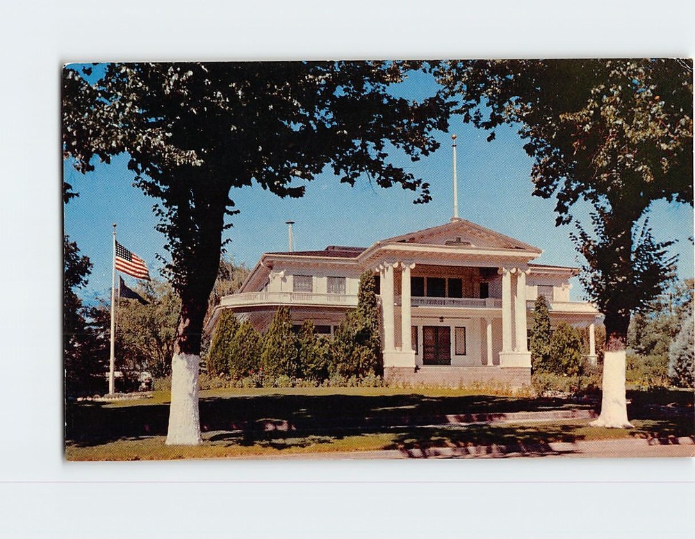 Postcard  The Governor's Mansion Carson City Nevada USA