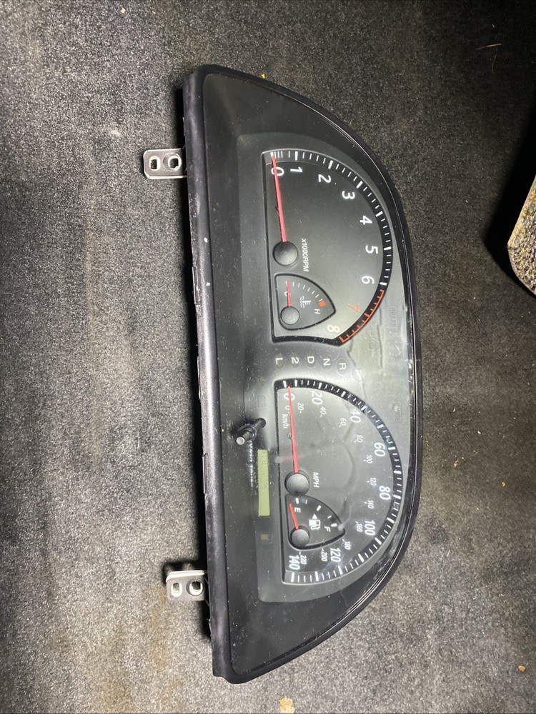 2002 2003 Toyota Camry LE XLE 2.4 Auto Instrument Speedometer Gauge Cluster