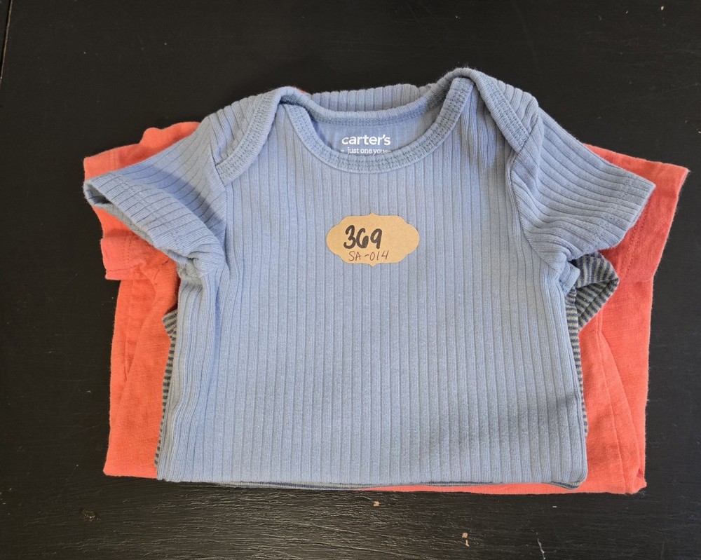Carter's Infant Boys One Piece Size 9 Month Set of 3 Short/Long Sleeve