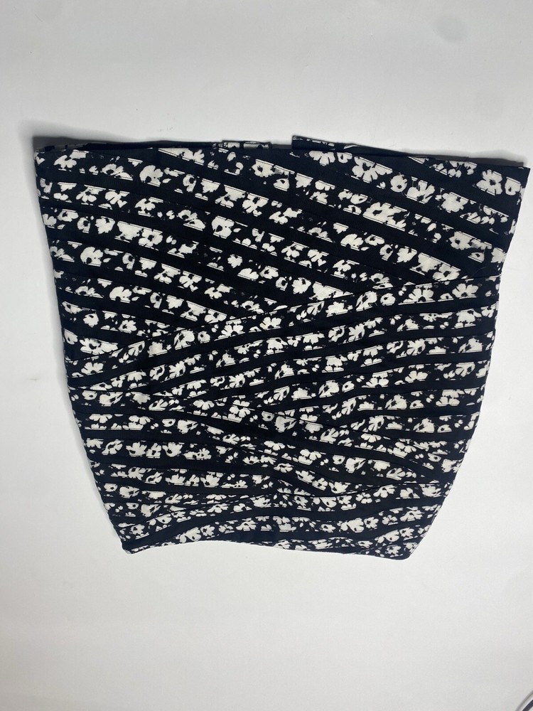 White House Black Market Pencil Skirt Floral Printed Banded Womens Size 2
