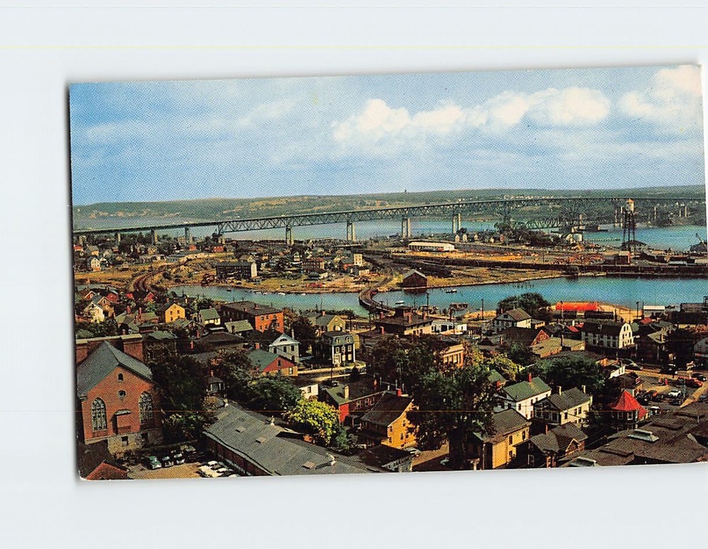 Postcard Gold Star Memorial Bridge Thames River Connecticut USA