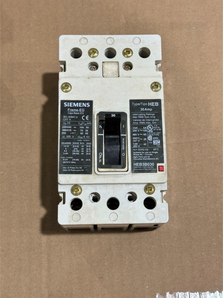 Siemens HEB3B030 3 Pole 30 Amp 240V Type HEB Circuit Breaker