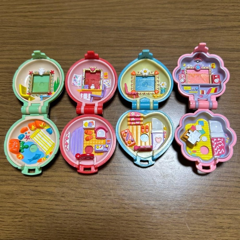 angel pocket? polly pocket? locket pendant #647eaa