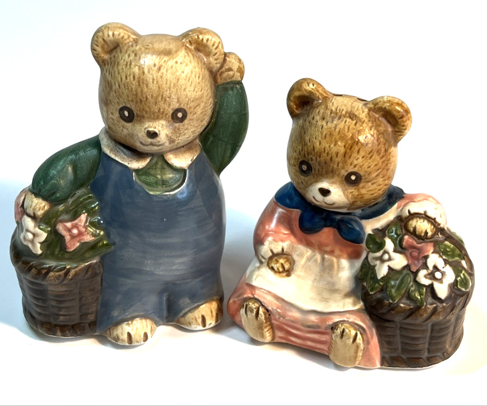 Takahashi Teddy Bear Salt Pepper Shaker Set Vintage Japan Cute  Kitsch  Stoppers
