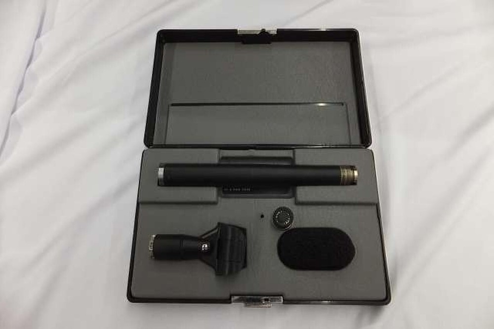 Bruel & Kjaer B&K 4006 Condenser Microphone with Case Japan Tested Working
