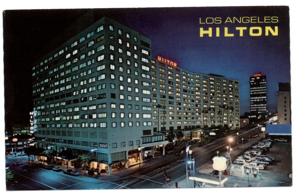Los Angeles Hilton Hotel California ~ night view ~ 1970s postcard ~ sku891