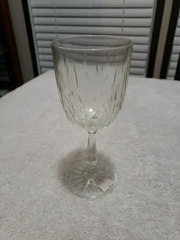 WATERFORD Elegant Cut Crystal  WATER GOBLET GLASS 7 1/8 
