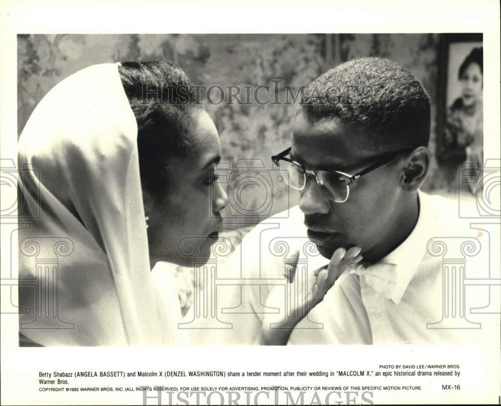1992 Press Photo Angela Bassett and Denzel Washington star in 