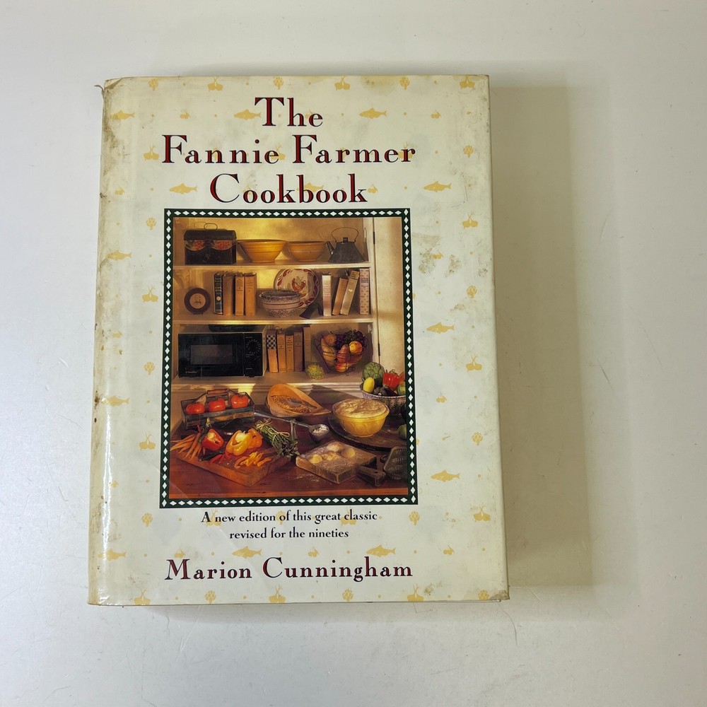 The Fannie Farmer Cookbook: 13th Edition by Cunningham, Marion VTG
