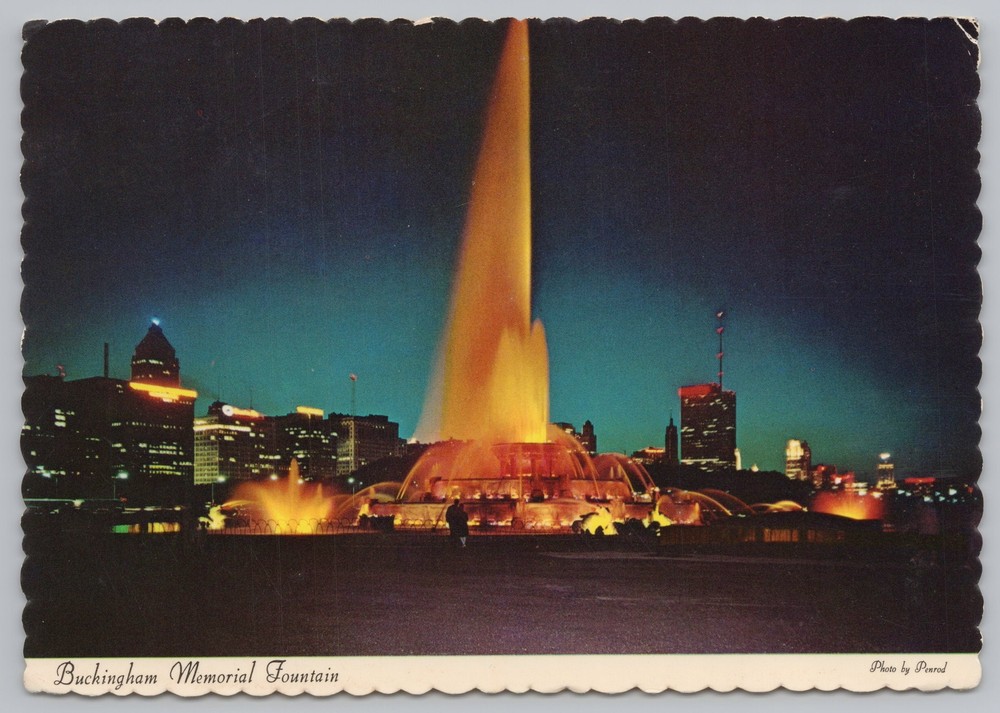 State View~Buckingham Memorial Fountain At Night Chicago IL~Continental Postcard
