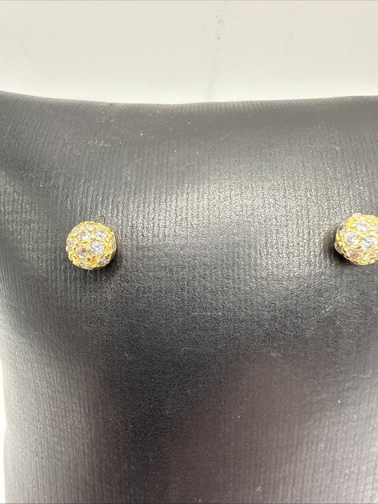 Vtg Dainty Sterling Silver Vermeil Cubic Zirconia Ball Stud Earrings. .9 Grams.￼