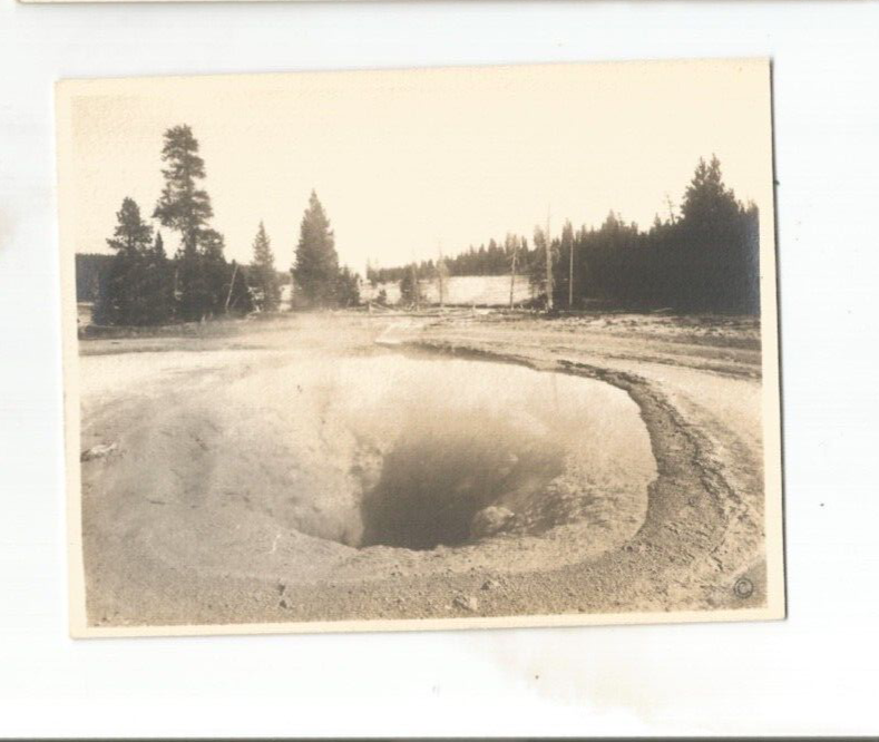 RP MONTANA YELLOWSTONE NATIONAL PARK REAL PHOTO  HAYNES PHOTO MORNING GLORY POOL