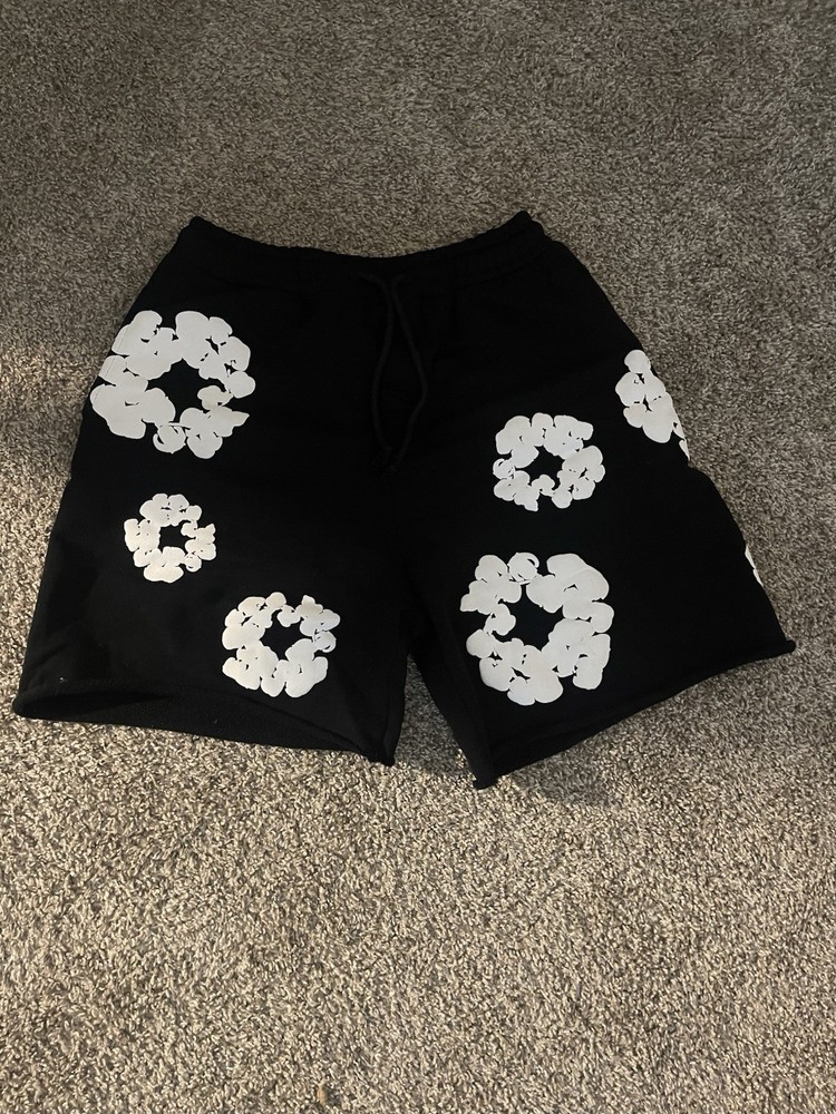 Denim Wreath Shorts Black White Cotton Tear Size M