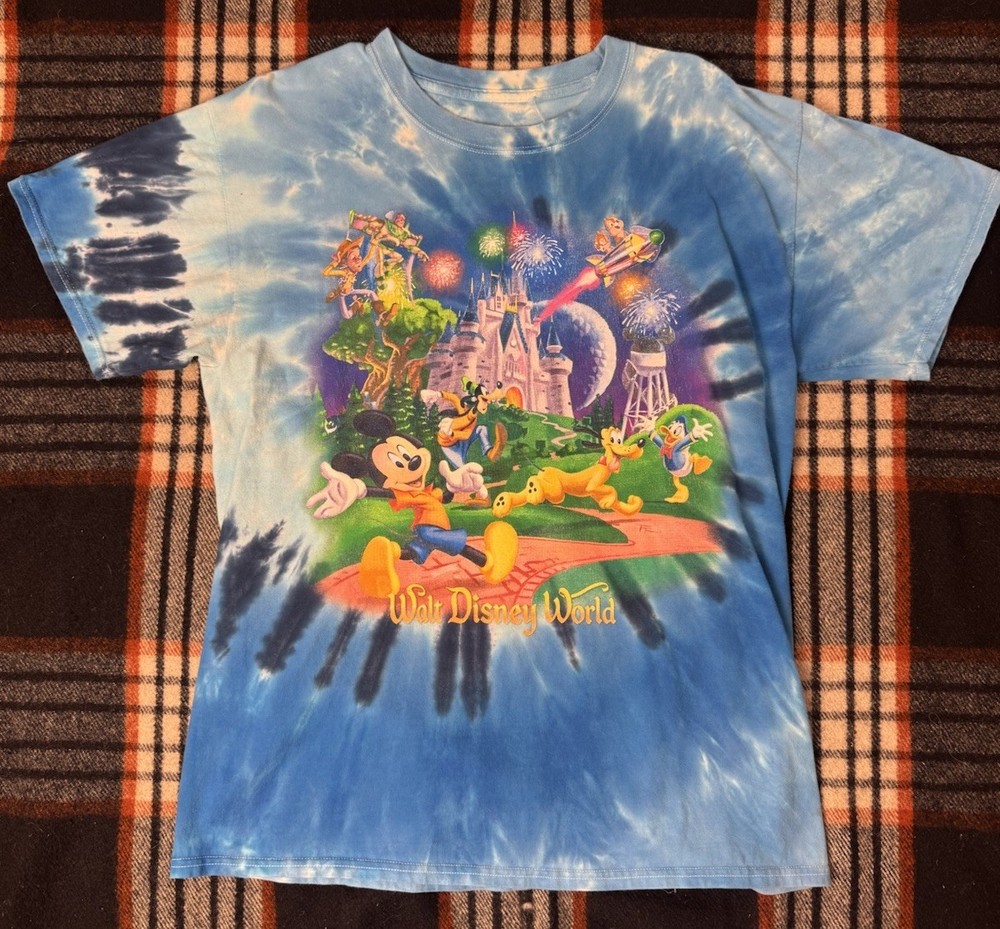 Walt Disney World Hanes Tie Dye T Shirt Size M Mickey Mouse Disneyland Castle
