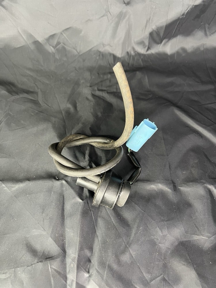 01-04 Nissan Pathfinder Swirl Control Vacuum Valve SPDB28-111 OEM