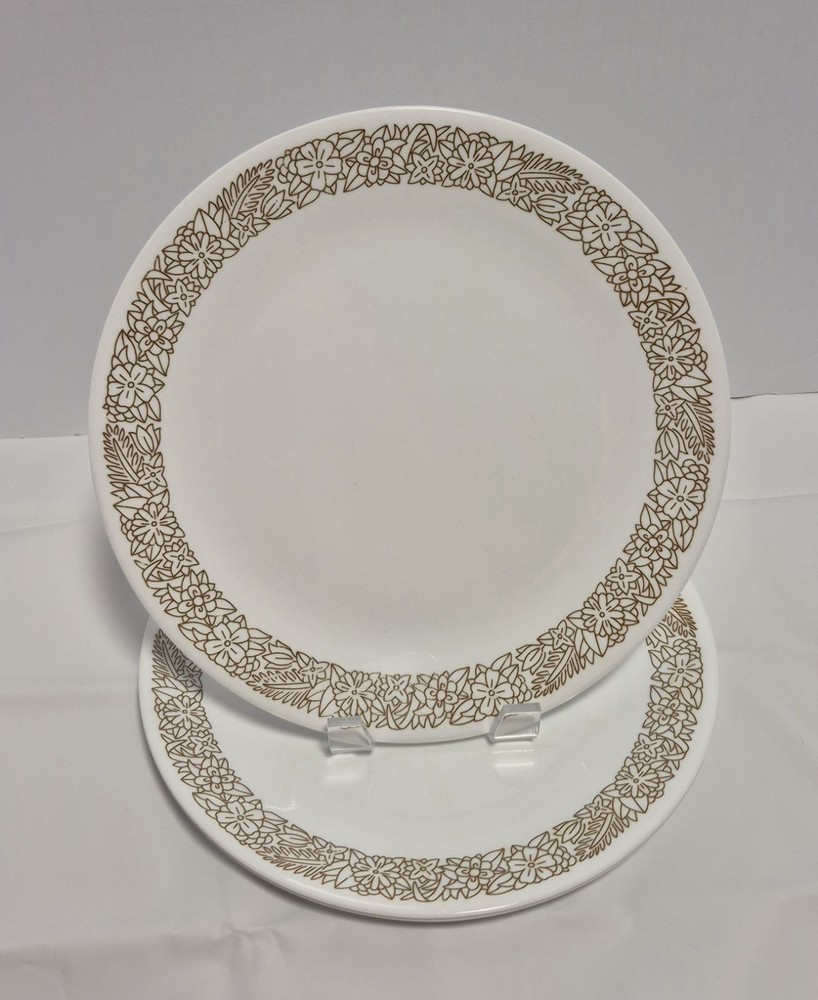 VINTAGE Corelle Corning Woodland Brown 10.25
