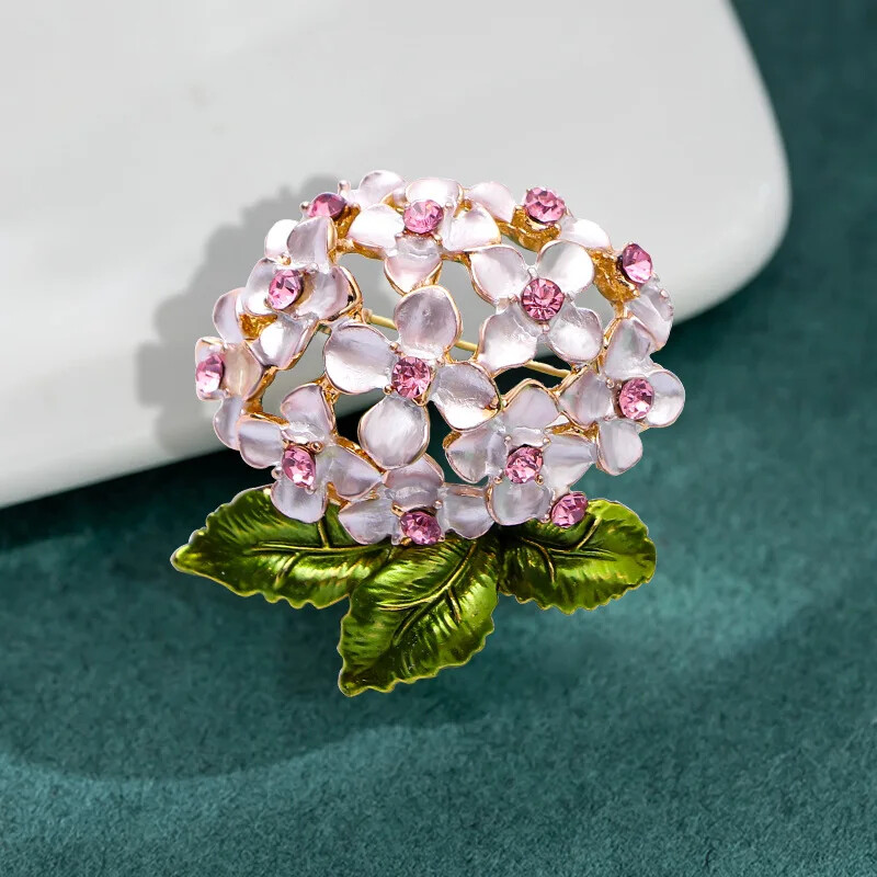 Elegant Women Rhinestone Powder Hydrangea Brooch Pin for Women Accessories