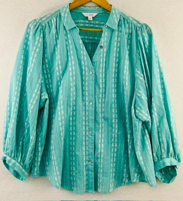 LC Lauren Conrad Womans Blouse XL