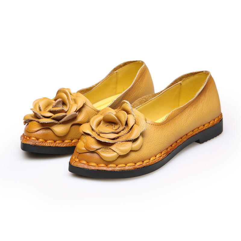 Women's Slip On Loafers Flower Moccasins Flat Soft Leather Shoes Ethnic Comfort