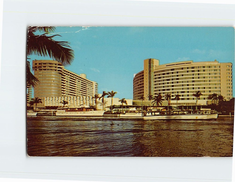 Postcard Fabulous Fontainebleau Hotel Miami Beach Florida USA