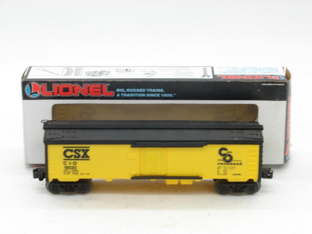 Lionel O Gauge 6-19520 CSX C&O Yellow Reefer Refrigerator Car in Box